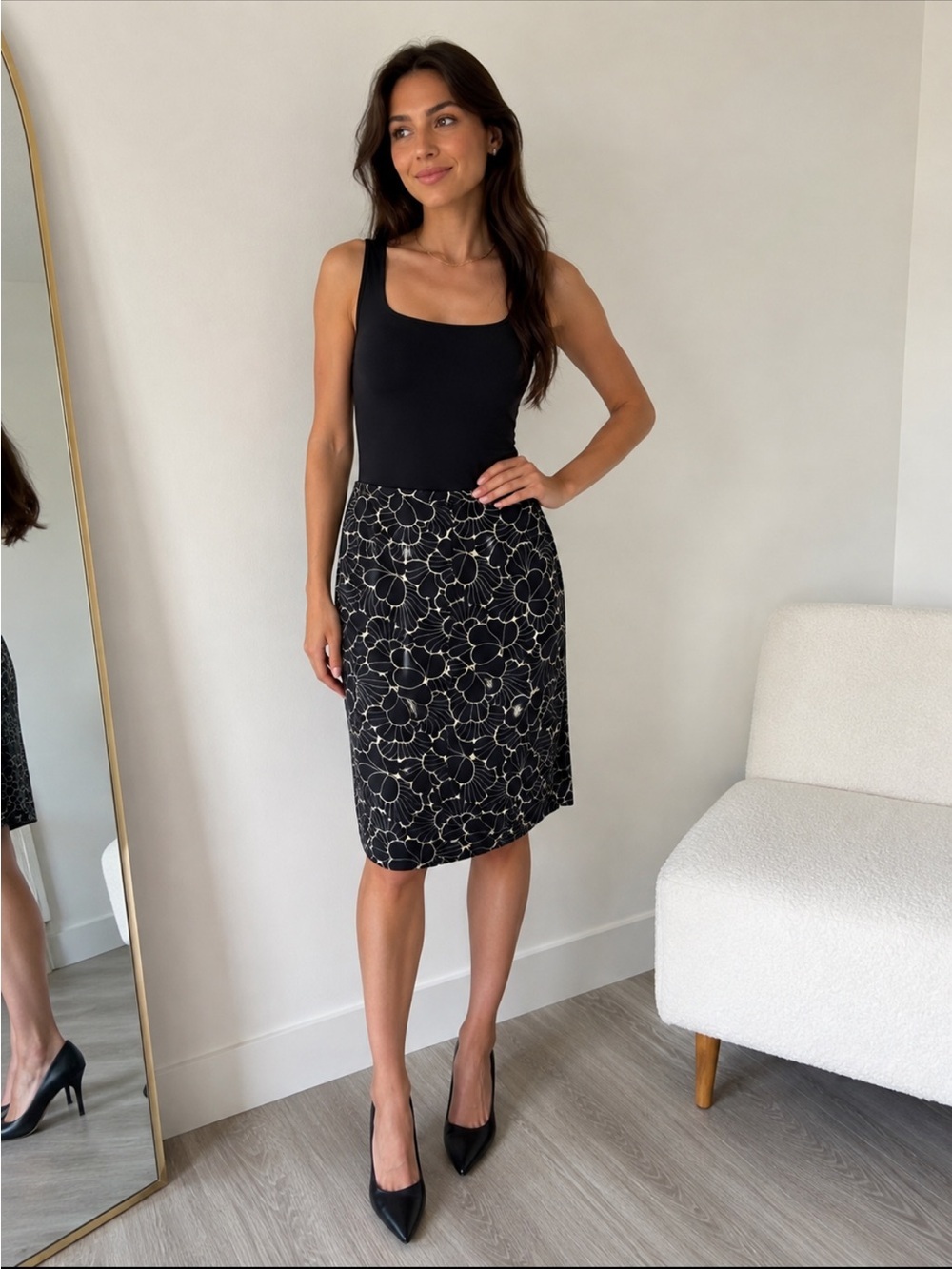 Ann Taylor 100% Silk Black & Cream Floral Print Skirt – Size 14